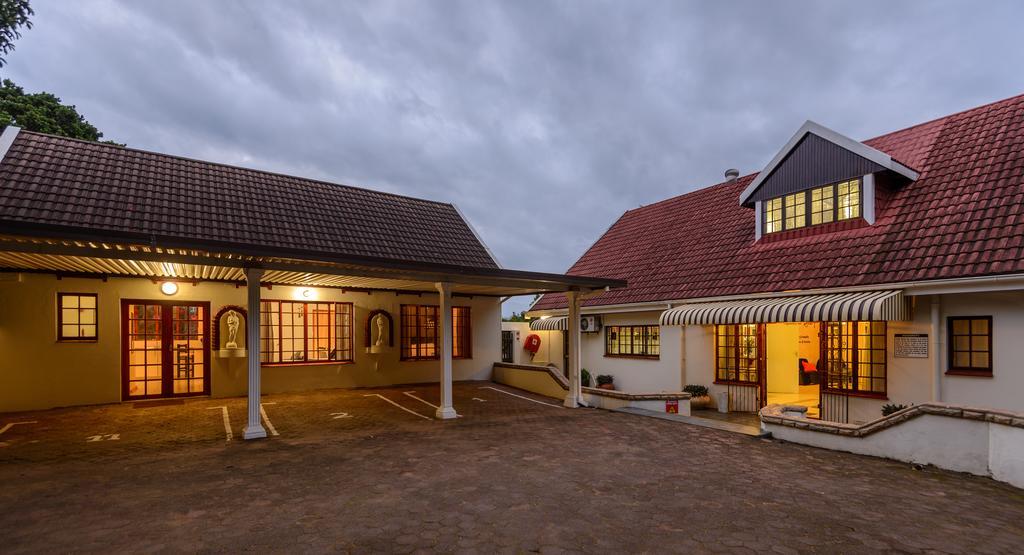 Zesty Guesthouse Порт Едуард Екстериор снимка