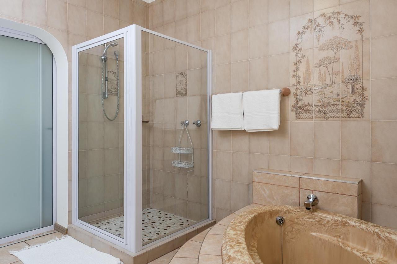 Zesty Guesthouse Порт Едуард Екстериор снимка