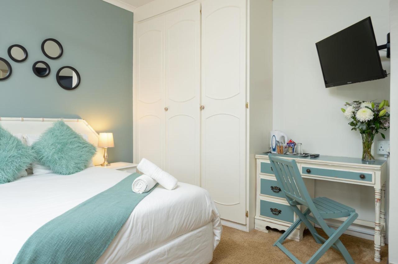 Zesty Guesthouse Порт Едуард Екстериор снимка