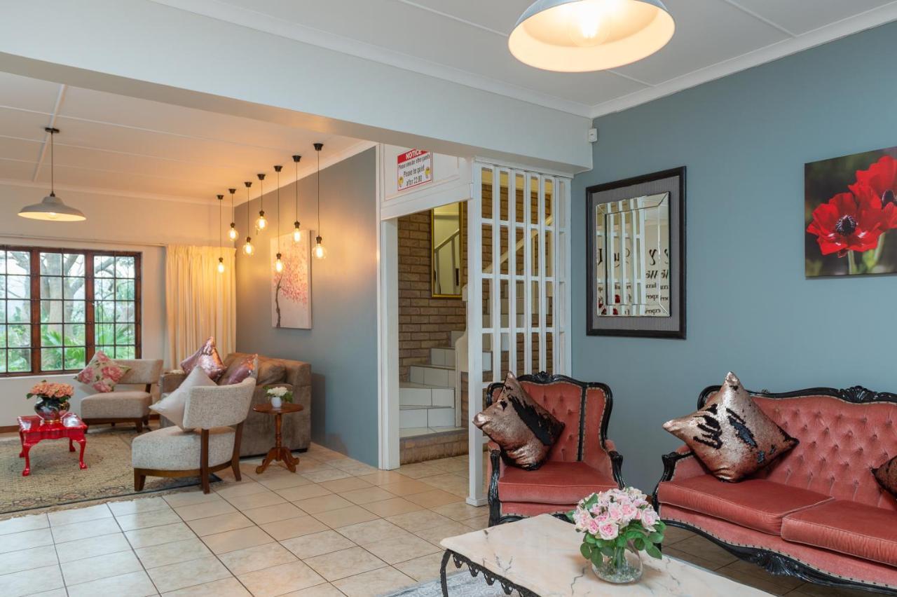 Zesty Guesthouse Порт Едуард Екстериор снимка