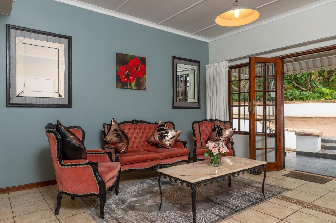 Zesty Guesthouse Порт Едуард Екстериор снимка