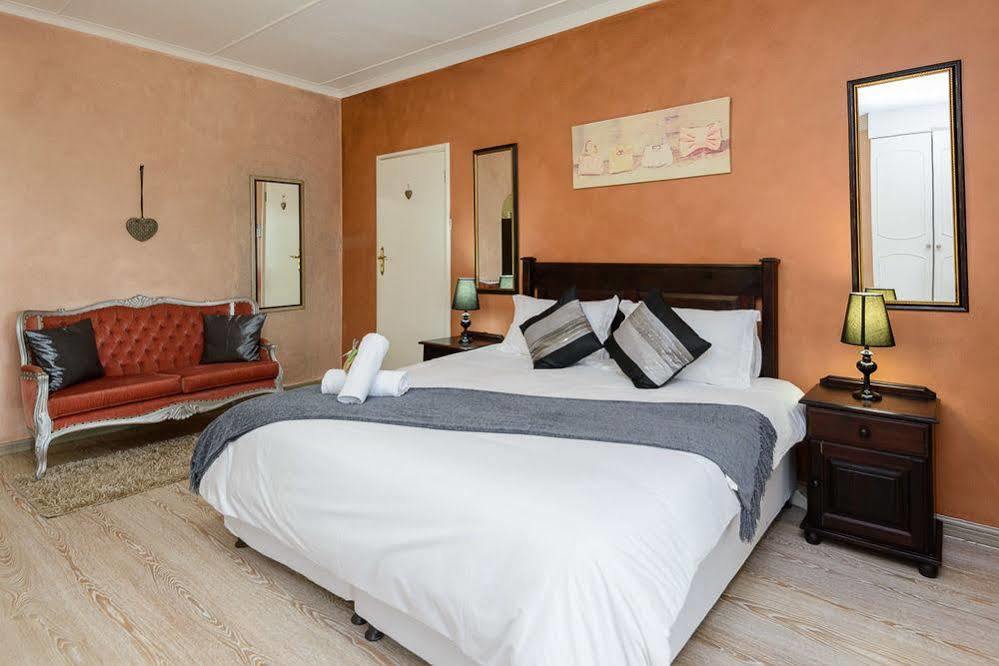 Zesty Guesthouse Порт Едуард Екстериор снимка